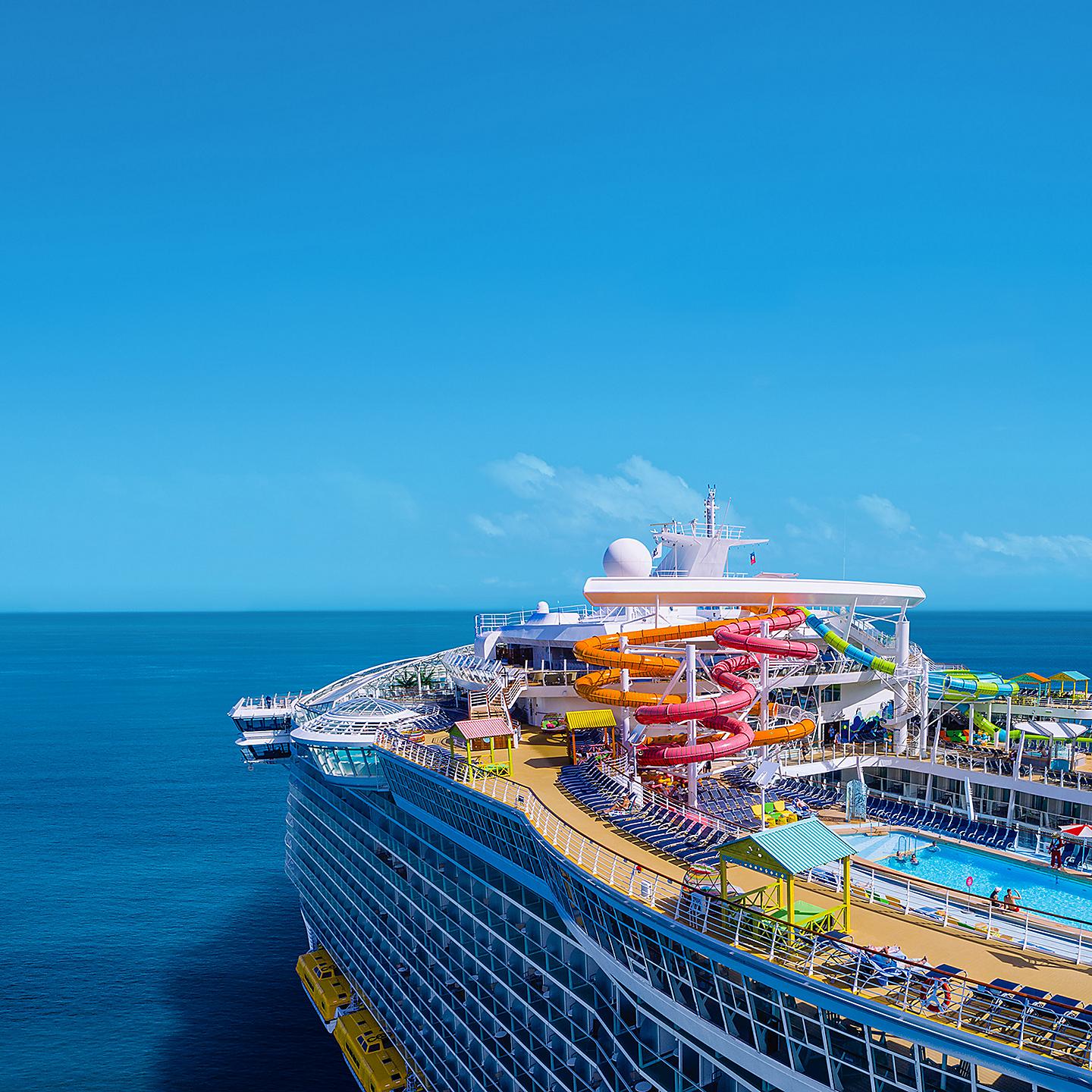 Royal Caribbean From Cape Liberty This Fall: Oasis vs. Independence for Your NYC Getaway